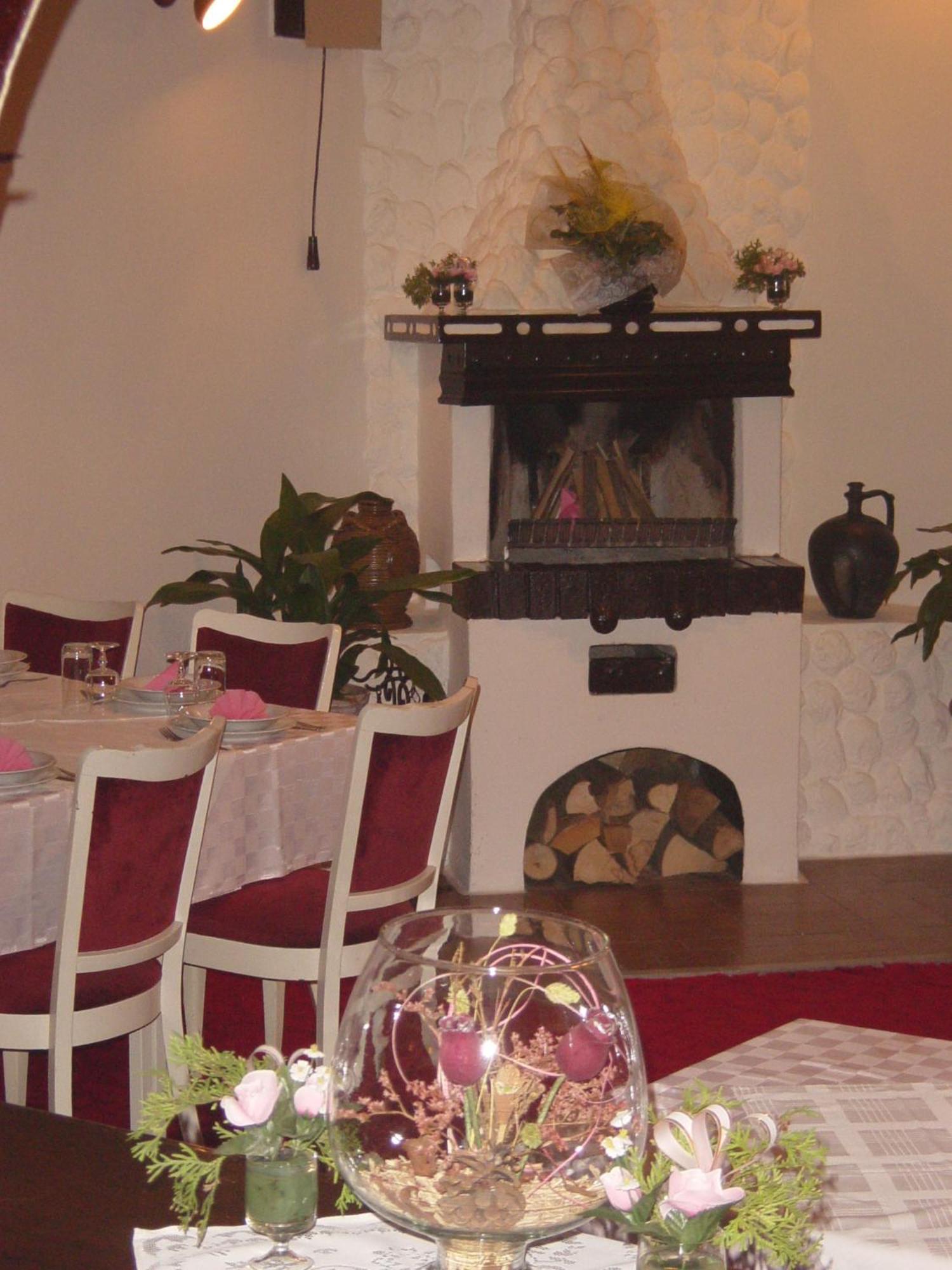 B&B Villa Pipacs Feketić Екстериор снимка